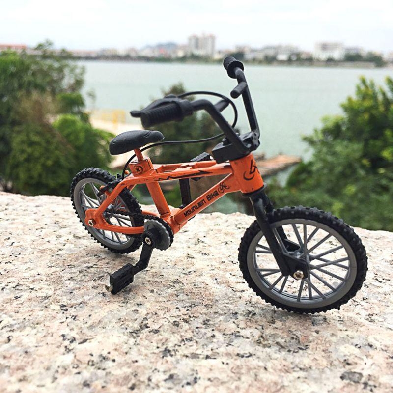 Kids Education App Free - Y4QA Mini Finger Miniature MTB Model